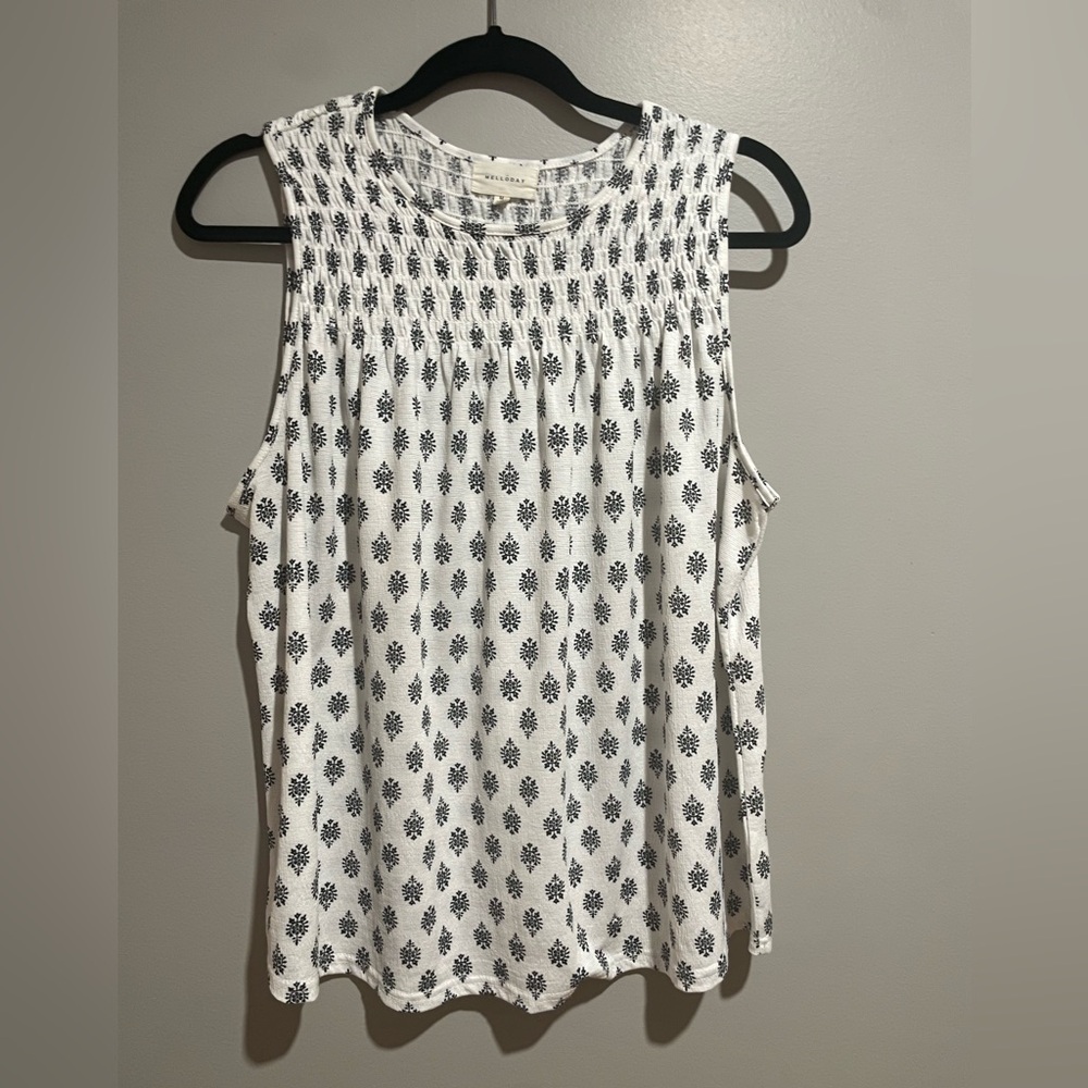 White and Black Sleeveless Top